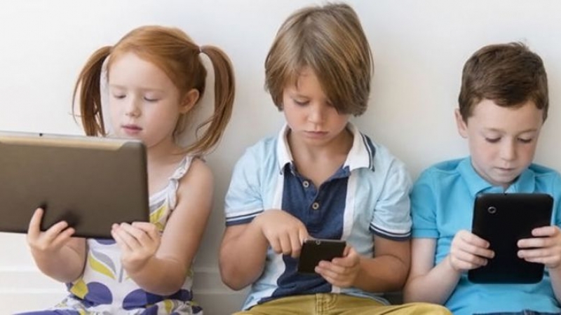 enfants écrans.jpg